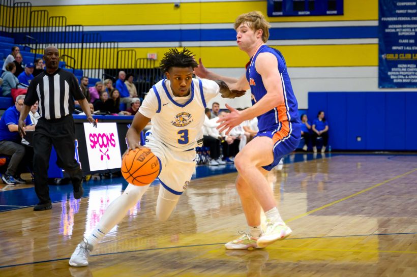 March to the Midlands: Local Powerhouses Set for High-Stakes SCHSL Playoff Tip-Off