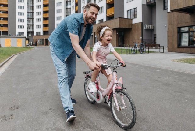 Best & Worst Places to Raise a Family in 2025 – WalletHub Study