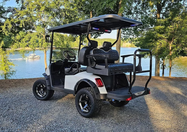 New South Carolina Law Requires Seat Belts for Kids on Golf Carts