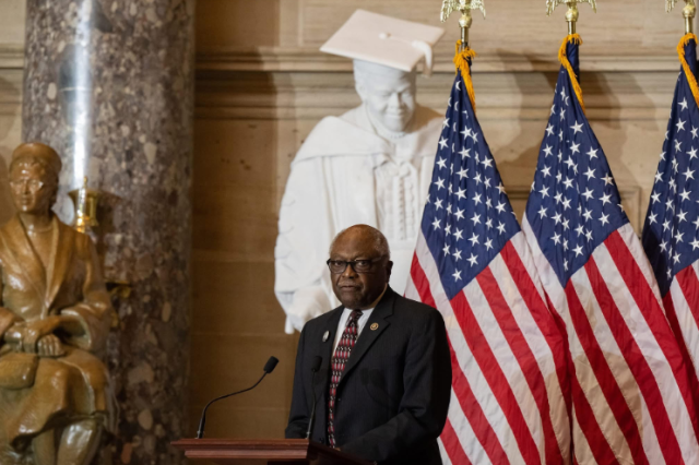 Rep. Clyburn to Tour South Carolina Promoting New Book on Black Congressional Pioneers